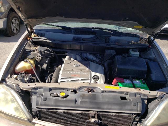 Photo 7 from auction – 2001 LEXUS RX 300 with VIN JTJGF10U810112257