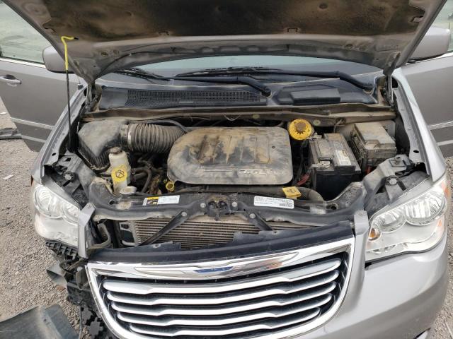 Photo 7 from auction – 2016 CHRYSLER TOWN & COU with VIN 2C4RC1BG0GR292831