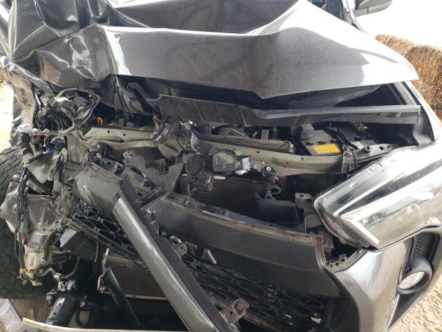 Photo 7 from auction – 2018 TOYOTA 4RUNNER SR with VIN JTEBU5JR3J5610045