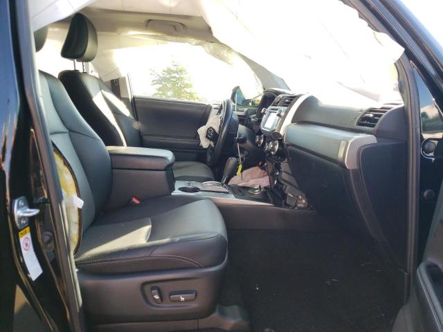 Photo 5 from auction – 2018 TOYOTA 4RUNNER SR with VIN JTEBU5JR0J5601111