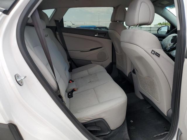 Photo 6 from auction – 2017 HYUNDAI TUCSON LIM with VIN KM8J33A25HU308214