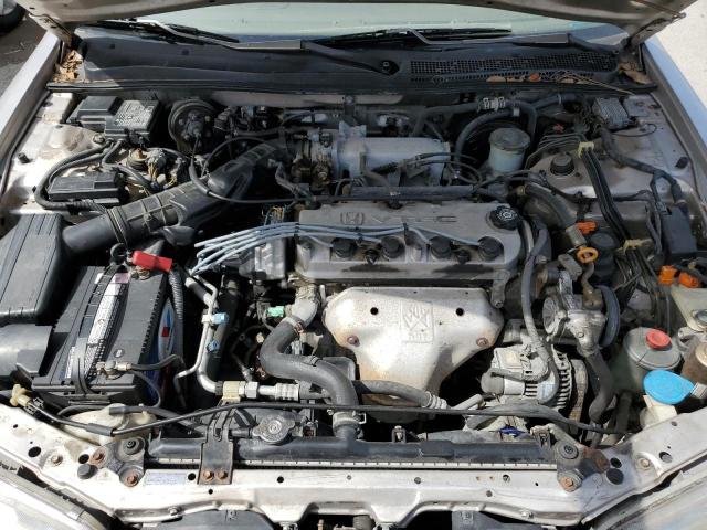 Photo 7 from auction – 1997 HONDA ACCORD EX with VIN 1HGCD5650VA076757