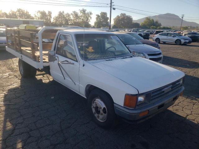 Photo 1 from auction – 1987 TOYOTA PICKUP CAB with VIN JT5RN75T5H0016688