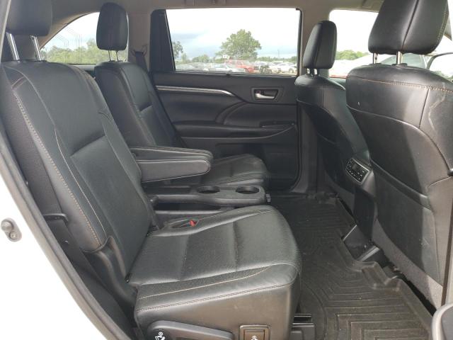 Photo 6 from auction – 2018 TOYOTA HIGHLANDER with VIN 5TDDGRFH6JS037941