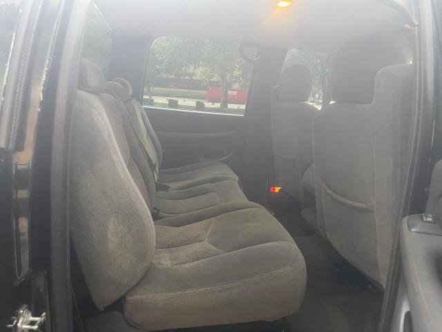 Photo 6 from auction – 2004 CHEVROLET SILVERADO with VIN 1GCHK23194F159146
