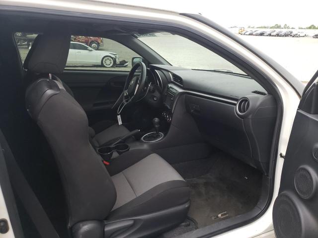 Photo 5 from auction – 2015 TOYOTA SCION TC with VIN JTKJF5C75F3095700