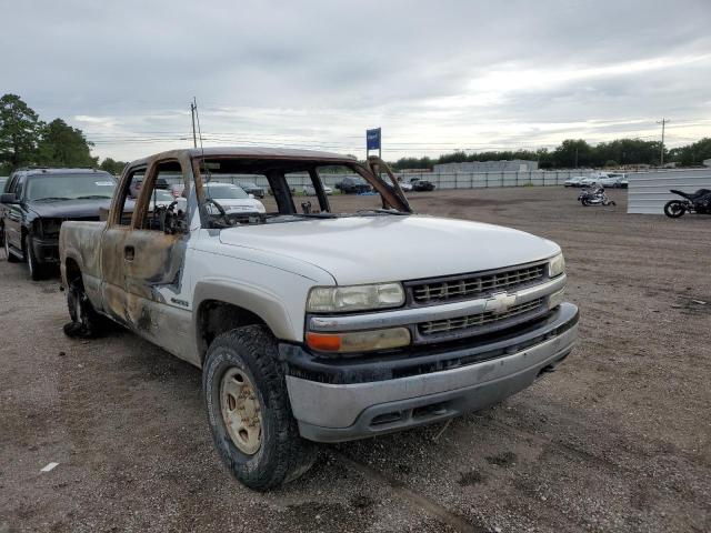 CHEVROLET SILVERADO 2000 with VIN 1GCGK29U0YE156483 - Photo from auction