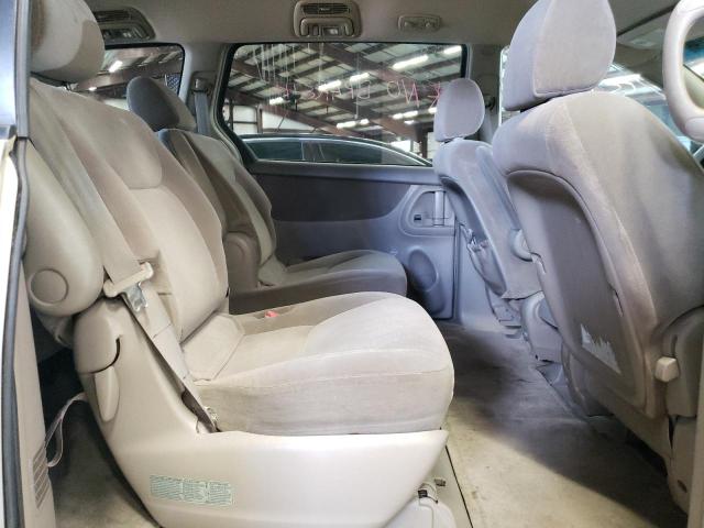 Photo 6 from auction – 2004 TOYOTA SIENNA CE with VIN 5TDZA23C84S163701