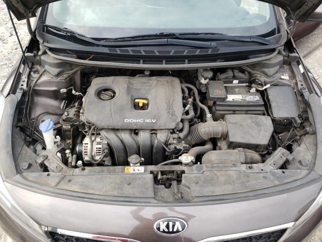Photo 7 from auction – 2018 KIA FORTE LX with VIN 3KPFK4A75JE176817
