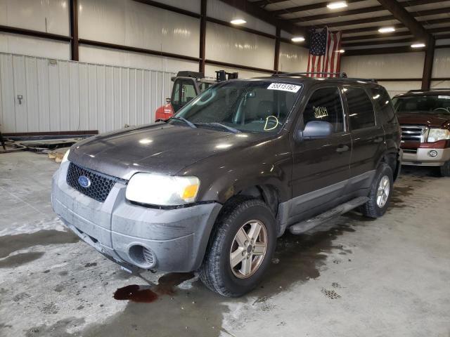 Photo 2 from auction – 2007 FORD ESCAPE XLS with VIN 1FMYU02Z97KA60484