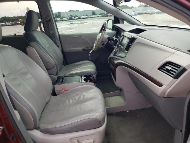 Photo 5 from auction – 2011 TOYOTA SIENNA XLE with VIN 5TDYK3DC2BS019300