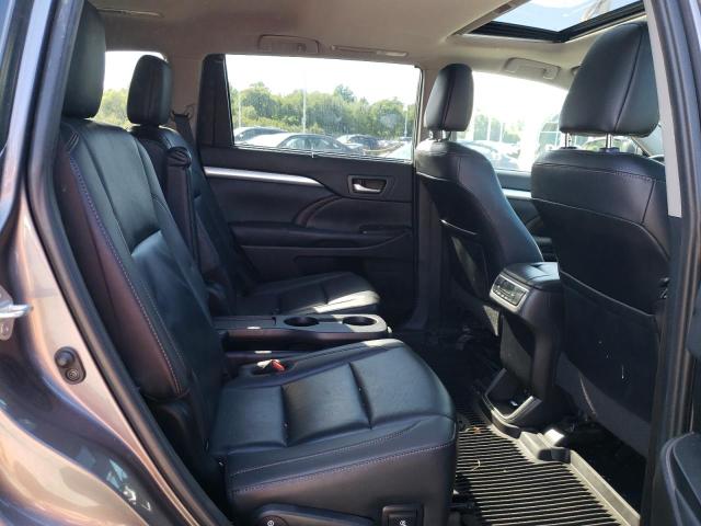Photo 6 from auction – 2019 TOYOTA HIGHLANDER with VIN 5TDJZRFH8KS575703