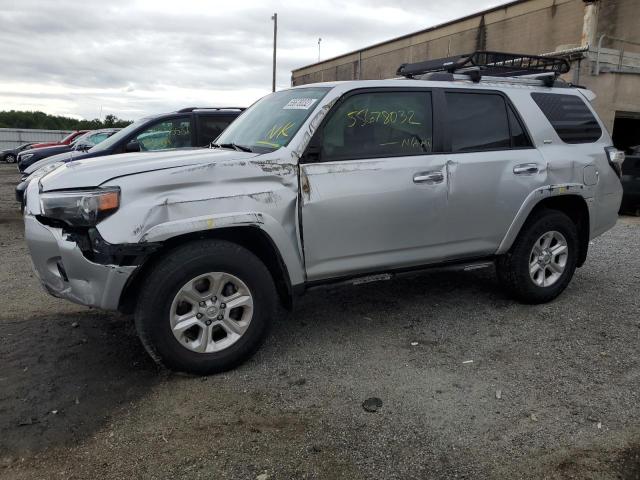 Photo 9 from auction – 2019 TOYOTA 4RUNNER SR with VIN JTEZU5JR0K5201694