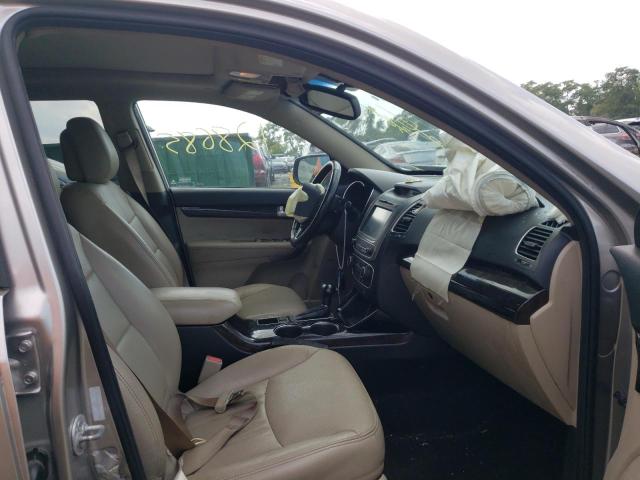 Photo 5 from auction – 2014 KIA SORENTO EX with VIN 5XYKUDA77EG529978