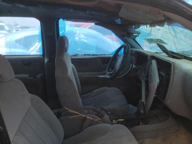 Photo 5 from auction – 1997 CHEVROLET BLAZER with VIN 1GNCS13W2V2106658