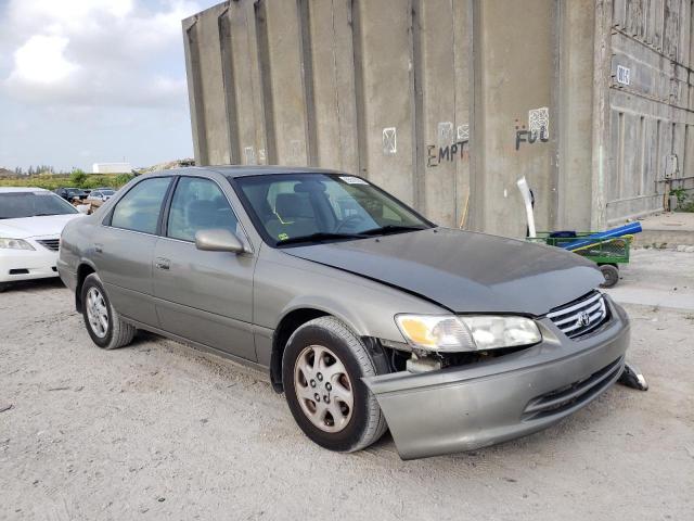 TOYOTA CAMRY CE 2000 with VIN JT2BG22K8Y0393331 - Photo from auction