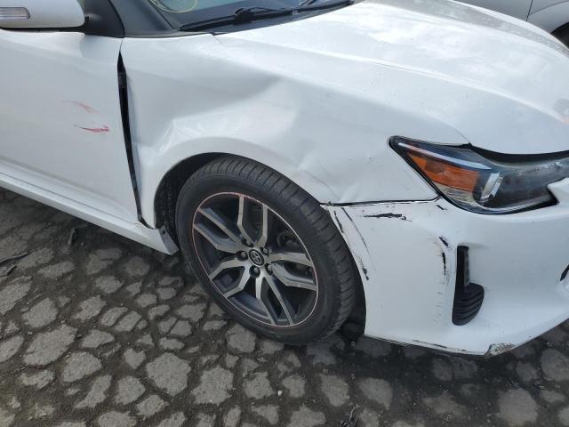 Photo 9 from auction – 2014 TOYOTA SCION TC with VIN JTKJF5C72E3082336