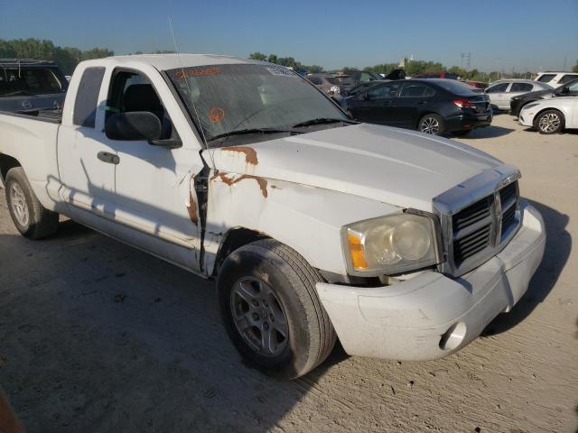 Photo 9 from auction – 2005 DODGE DAKOTA SLT with VIN 1D7HW42N15S276089
