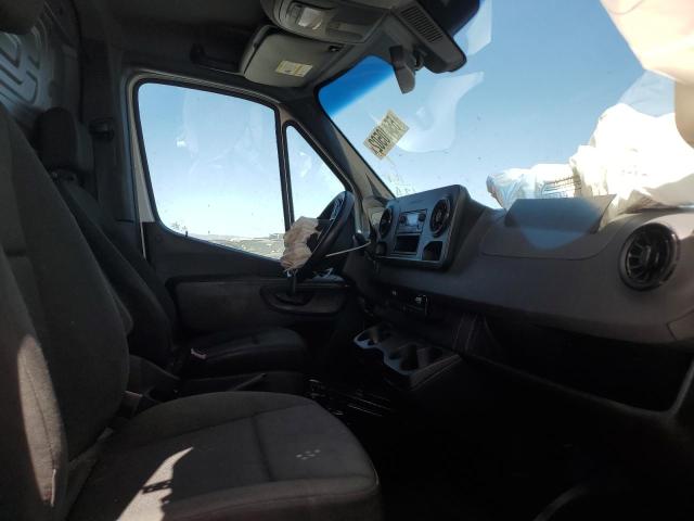 Photo 5 from auction – 2019 MERCEDES-BENZ SPRINTER 2 with VIN WD3PF0ED5KT003996