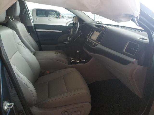 Photo 5 from auction – 2019 TOYOTA HIGHLANDER with VIN 5TDJZRFH6KS992401