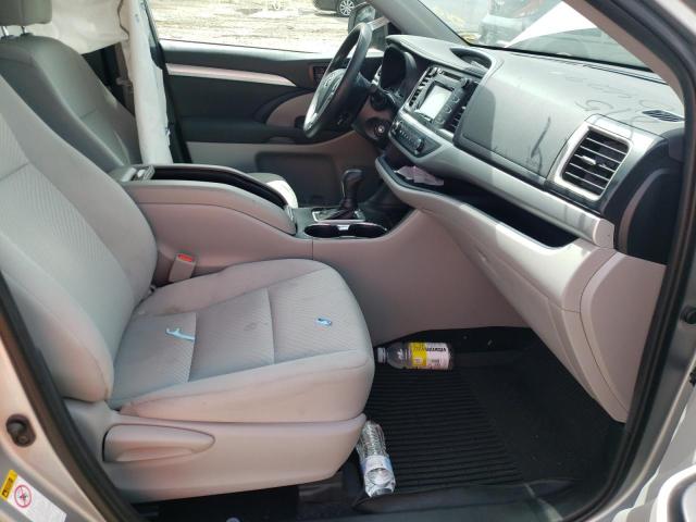 Photo 5 from auction – 2019 TOYOTA HIGHLANDER with VIN 5TDZZRFH3KS350429