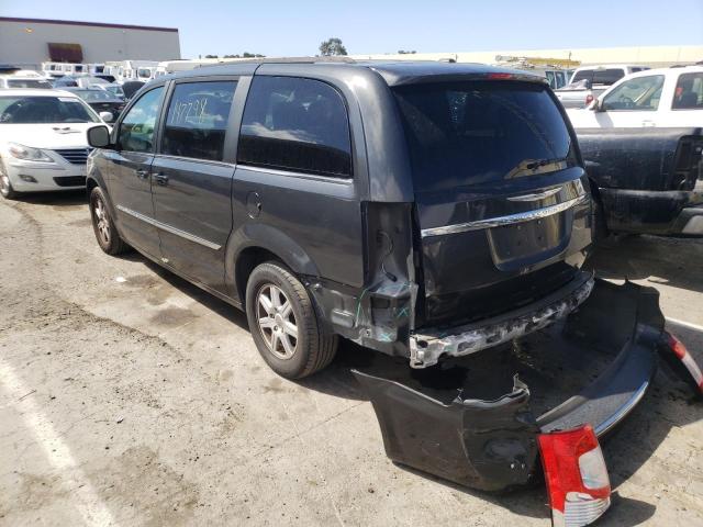 Photo 3 from auction – 2011 CHRYSLER TOWN & COU with VIN 2A4RR5DG1BR613071