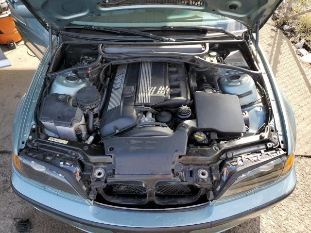 Photo 7 from auction – 2003 BMW 325 XI with VIN WBAEU334X3PM56378