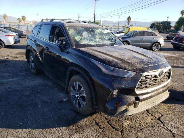 Photo 1 from auction – 2022 TOYOTA HIGHLANDER with VIN 5TDHZRBH0NS182318