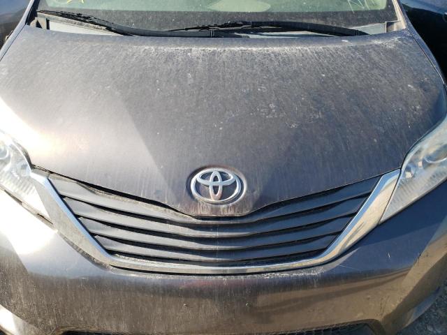 Photo 7 from auction – 2014 TOYOTA SIENNA XLE with VIN 5TDYK3DC1ES452059