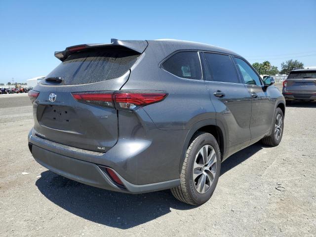Photo 4 from auction – 2022 TOYOTA HIGHLANDER with VIN 5TDGZRAH7NS549227