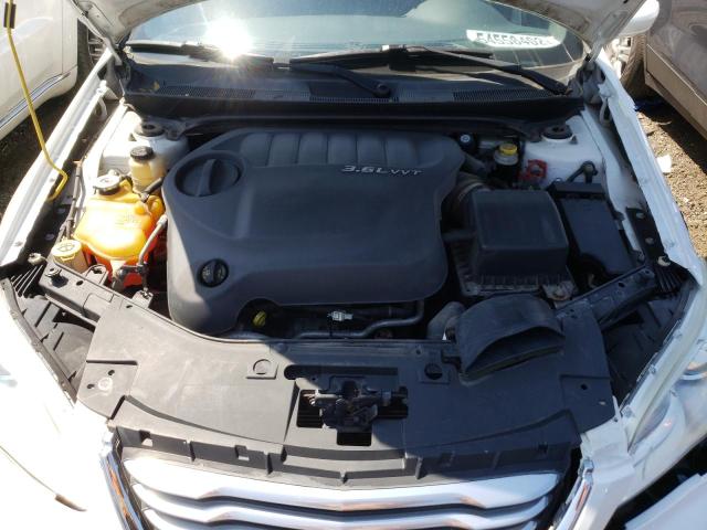 Photo 7 from auction – 2012 CHRYSLER 200 TOURIN with VIN 1C3CCBBG8CN211064