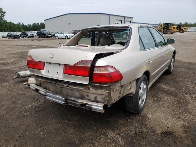 Photo 4 from auction – 2000 HONDA ACCORD with VIN 1HGCG1658YA015984