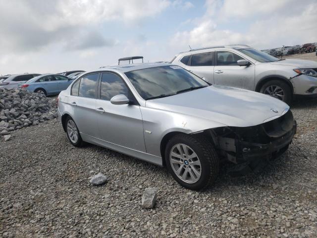 BMW 328 I 2007 with VIN WBAVA33547PV63725 - Photo from auction