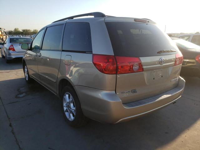 Photo 3 from auction – 2006 TOYOTA SIENNA XLE with VIN 5TDBA22C76S072232