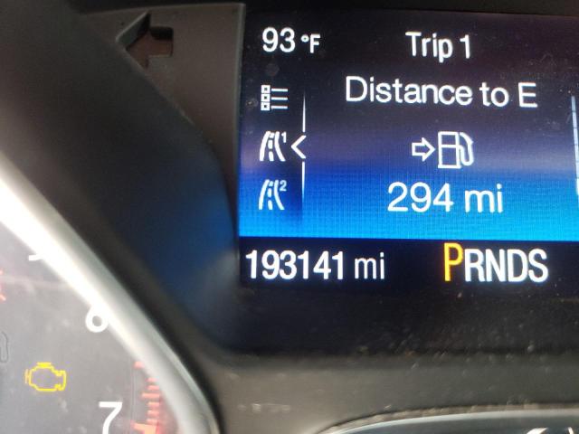 Photo 8 from auction – 2017 FORD ESCAPE SE with VIN 1FMCU0GDXHUC81749