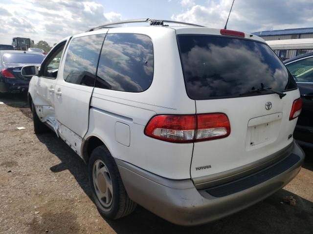 Photo 3 from auction – 2002 TOYOTA SIENNA LE with VIN 4T3ZF13C52U485428