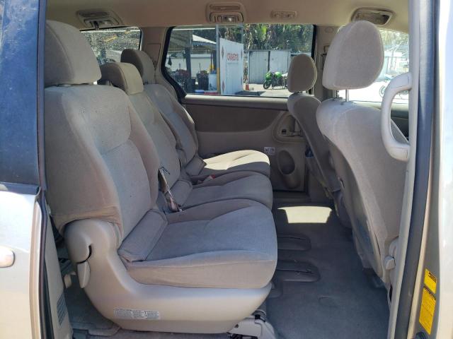 Photo 6 from auction – 2004 TOYOTA SIENNA VAN with VIN 5TDZA23C74S066439
