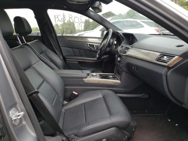 Photo 5 from auction – 2010 MERCEDES-BENZ E 350 with VIN WDDHF5GB5AA052604