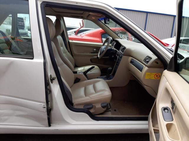 Photo 5 from auction – 2000 VOLVO S70 BASE with VIN YV1LS61J1Y2647163
