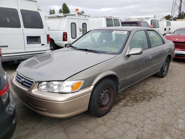 Photo 2 from auction – 2000 TOYOTA CAMRY with VIN 4T1BG22K9YU626547