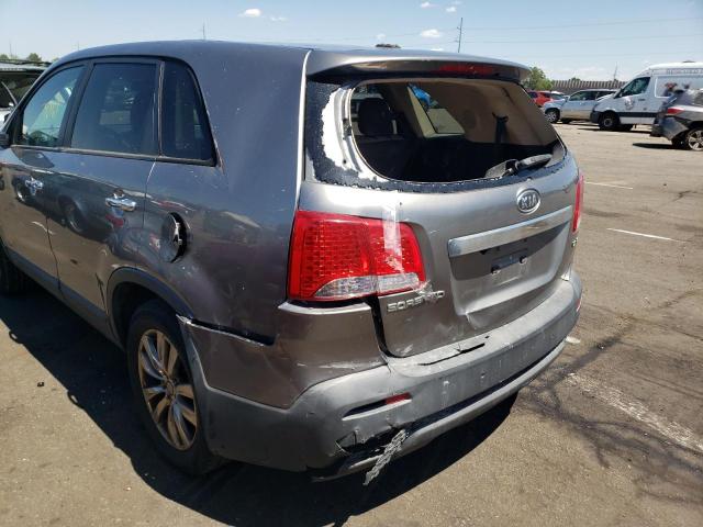 Photo 9 from auction – 2011 KIA SORENTO EX with VIN 5XYKUDA26BG015314
