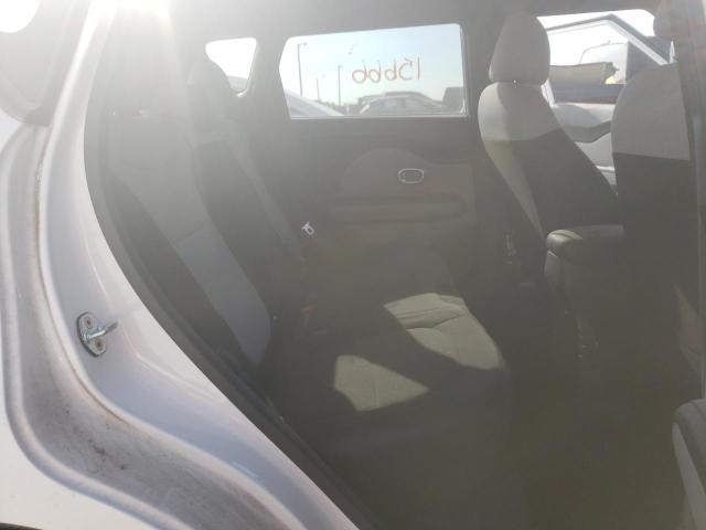 Photo 6 from auction – 2018 KIA SOUL with VIN KNDJN2A27J7547034