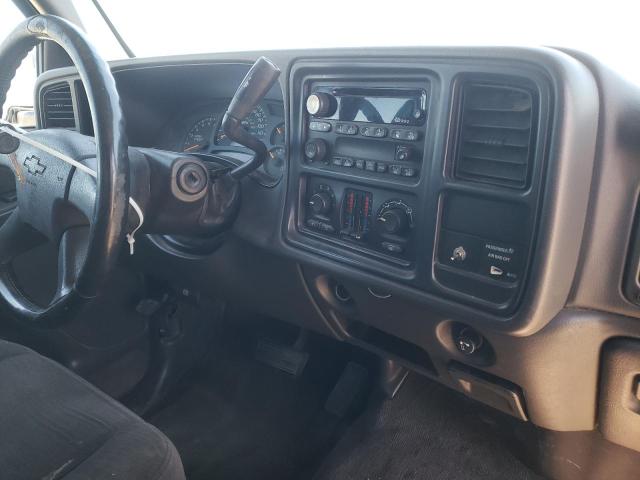 Photo 9 from auction – 2003 CHEVROLET SILVERADO with VIN 2GCEC19V531356048