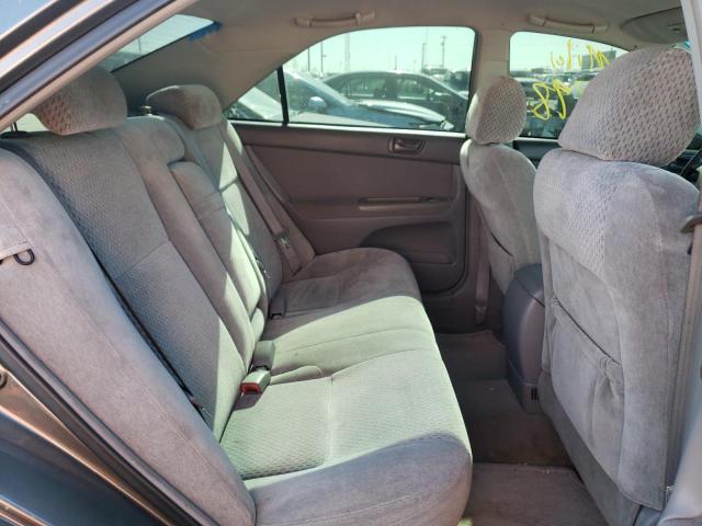 Photo 6 from auction – 2004 TOYOTA CAMRY LE with VIN 4T1BE32K24U818642