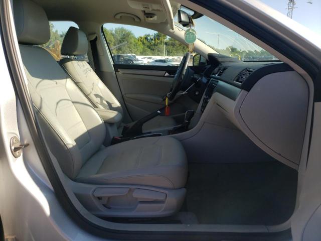 Photo 5 from auction – 2014 VOLKSWAGEN PASSAT SE with VIN 1VWBT7A37EC087271