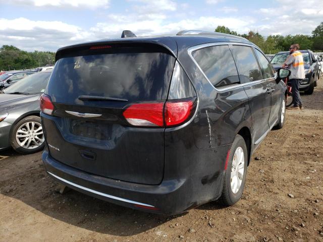 Photo 4 from auction – 2019 CHRYSLER PACIFICA T with VIN 2C4RC1BG4KR582935