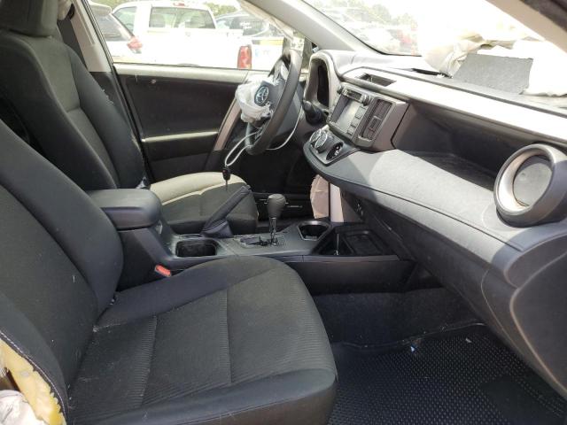 Photo 5 from auction – 2018 TOYOTA RAV4 LE with VIN JTMZFREVXJJ210504