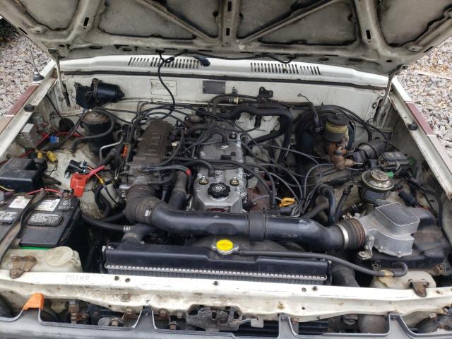 Photo 7 from auction – 1987 TOYOTA PICKUP CAB with VIN JT5RN75U9H0013477