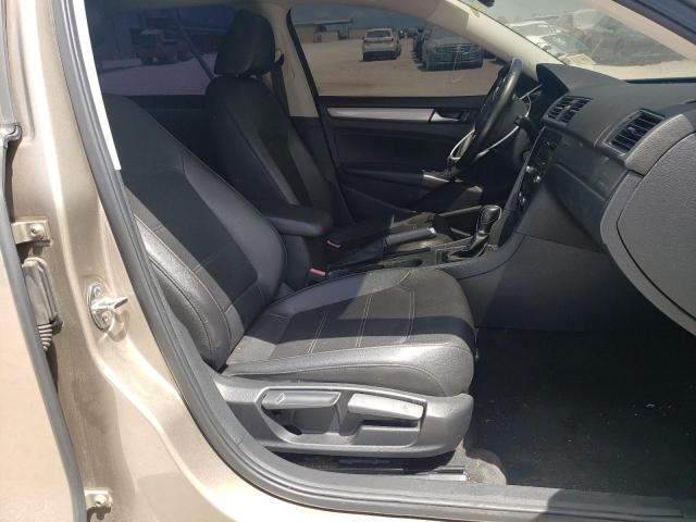 Photo 5 from auction – 2015 VOLKSWAGEN PASSAT S with VIN 1VWAT7A38FC064398