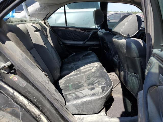 Photo 6 from auction – 2000 MERCEDES-BENZ E 320 with VIN WDBJF65J5YB061866